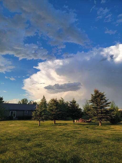 Mountain View Home On 2 Acres Bozeman Exterior foto